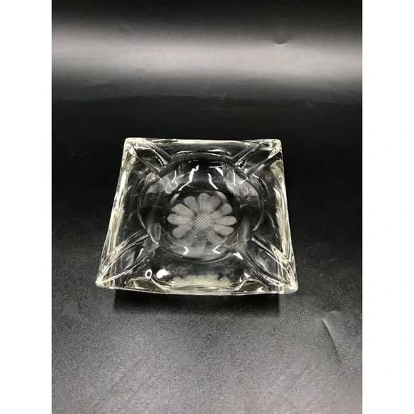 WJ Hughes Cornflower Etched Glass Ashtray 1960s Clear Vintage - Picture 6 of 6